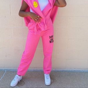 NEVER WORN BOYS LIE SWEATPANTS IN PINK